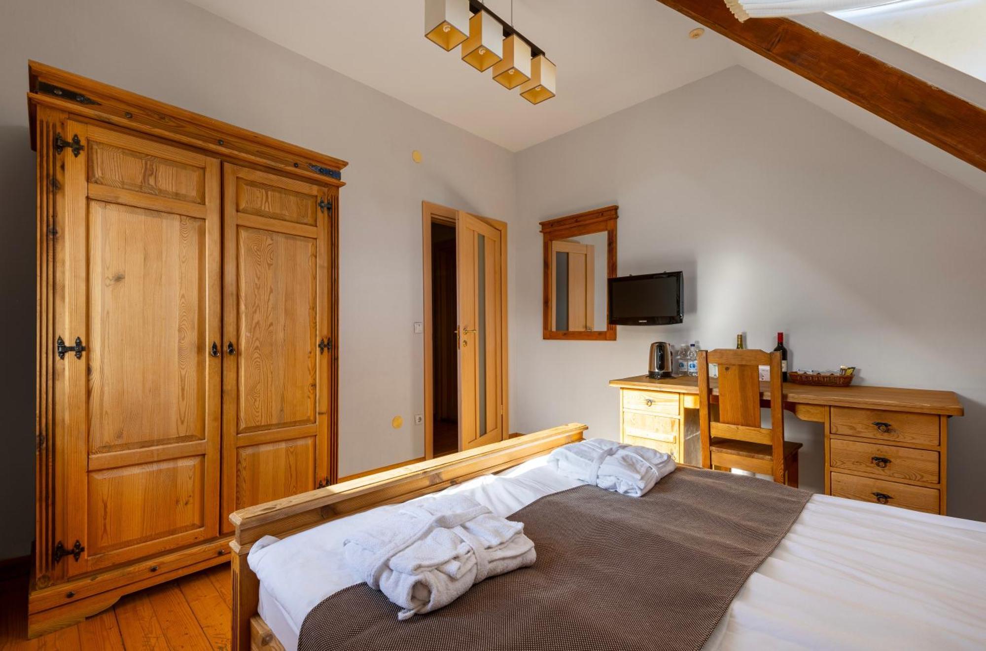 Hotel Korunka à Tatariv Extérieur photo